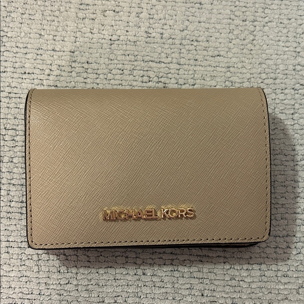 Michael Kors Beige Wallet small